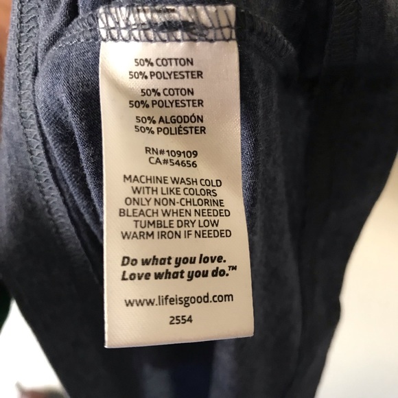 SOLD Life is Good Happy Trails Mountains T-Shirt L - Picture 4 of 6